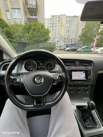 Volkswagen Golf 1.6 TDI BlueMotion Comfortline - 13