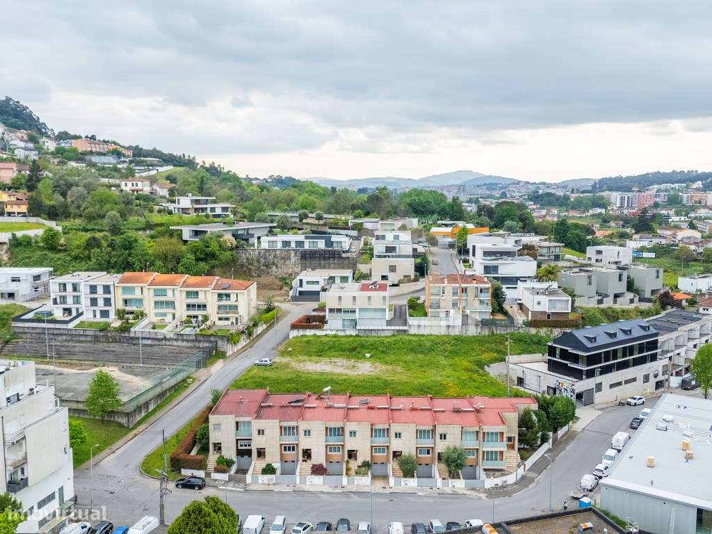 Moradia Gaveto T3 em Braga-56
