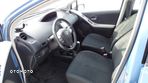 Toyota Yaris 1.3 VVT-i Sol - 19