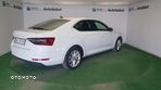 Skoda Superb 2.0 TSI Ambition DSG - 6