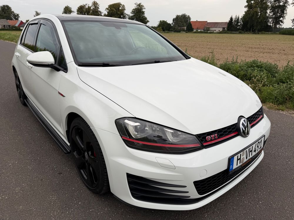 Volkswagen Golf VII (2012-2020) GTI BlueMotion Technology DSG 2017