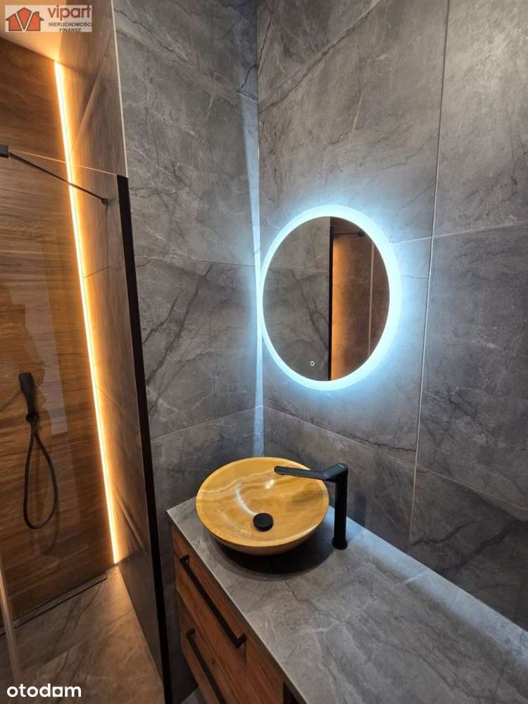 Przytulna kawalerka na osiedlu Panorama w Tychach-18