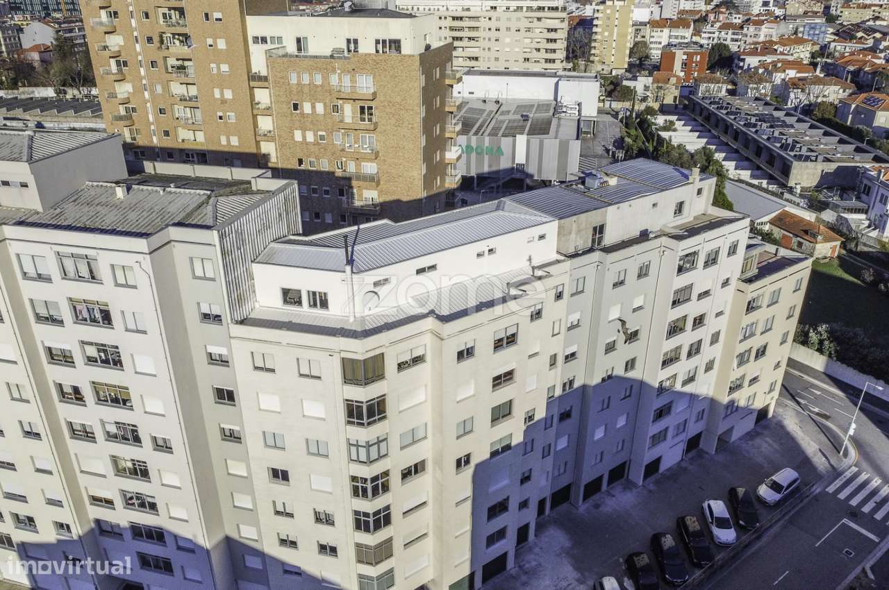 T4 com terraço e Box - Casa da Musica - Grande imagem: 5/36