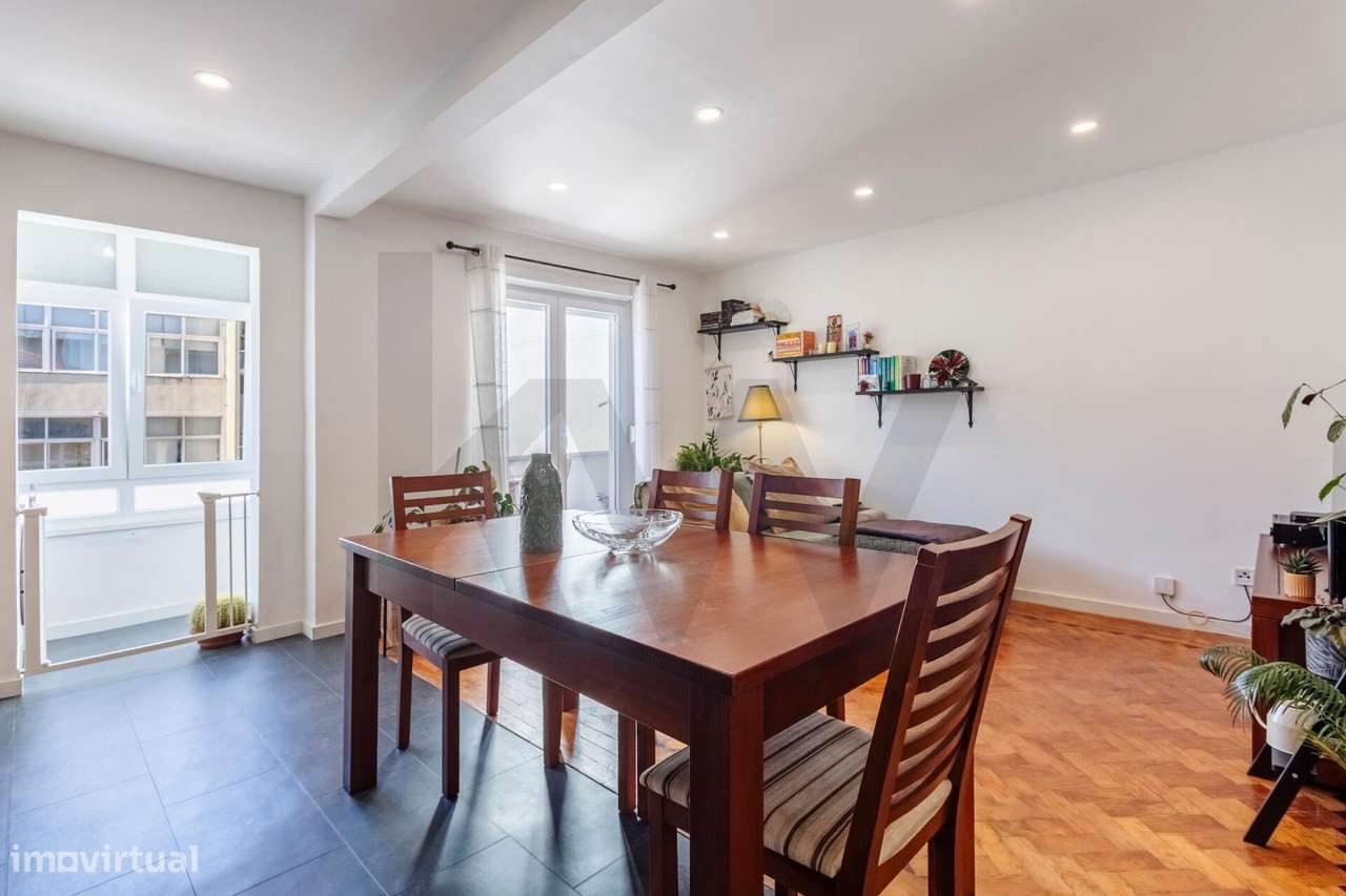 T1 Totalmente Renovado | Damaia – Rua São João de Brito | 3 min a pé d - Grande imagem: 4/38