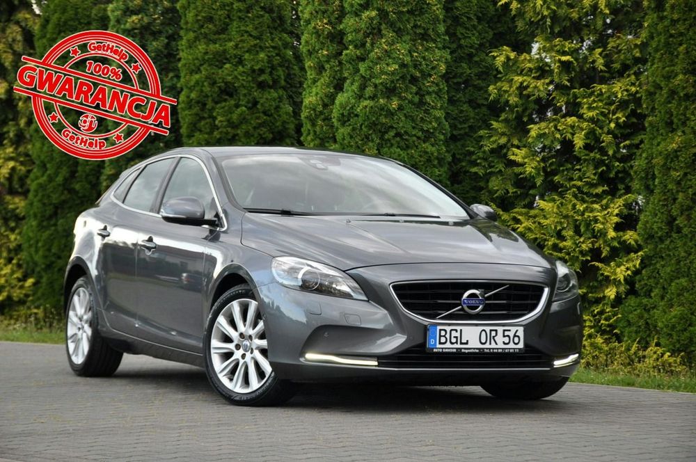 Volvo V40 II (2012-) 2013