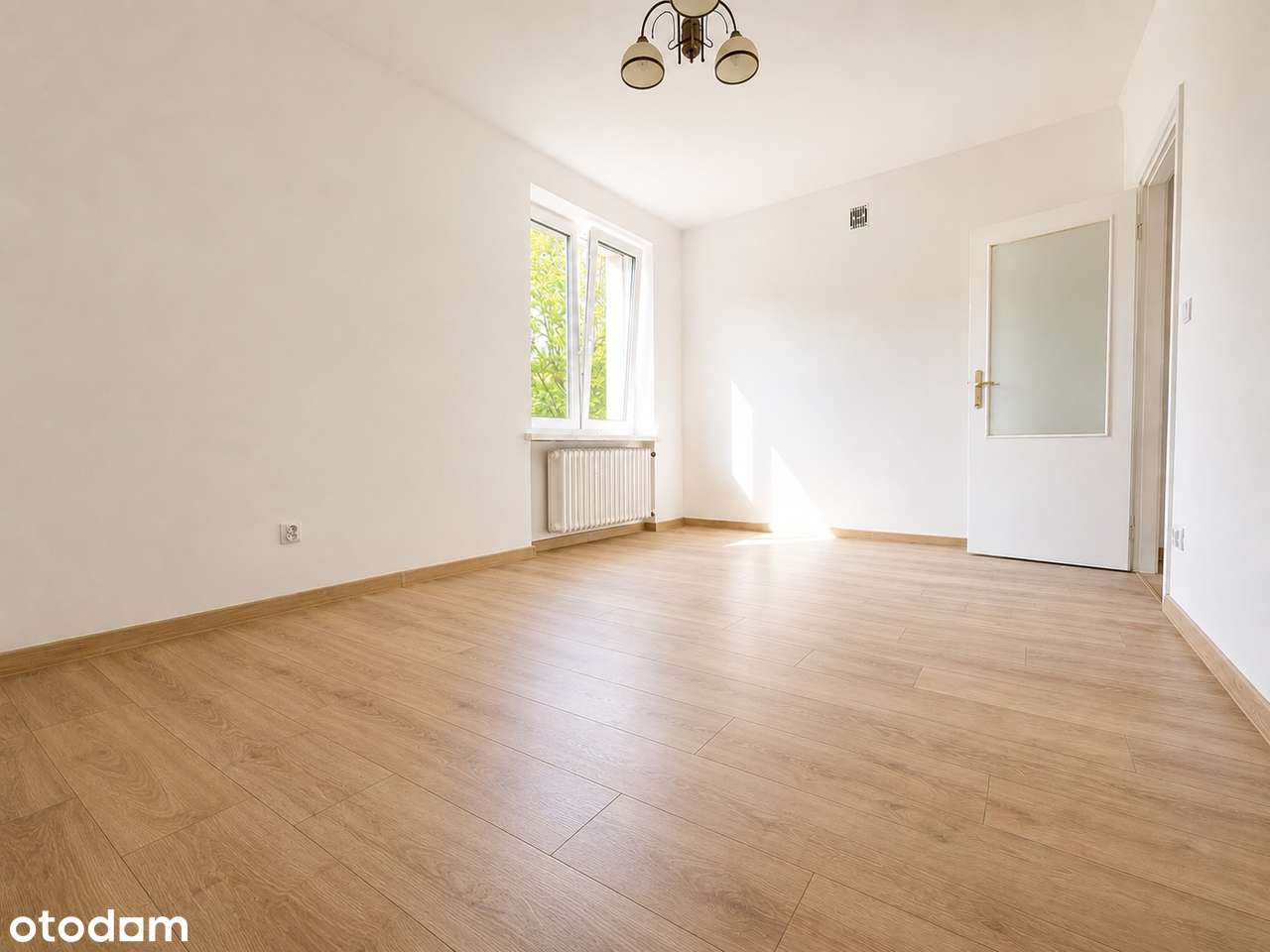 Bronowice | 2 pokoje | Blok z cegły | Po remoncie – pohled 2