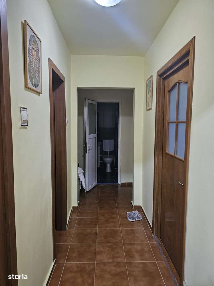 3 Camere etaj intermediar/centrală proprie - Abator (Gară)-0