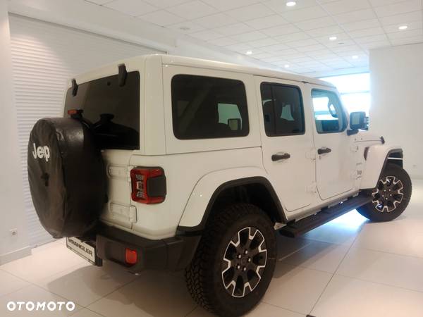 Jeep Wrangler Unlimited GME 2.0 Turbo Sahara - 5