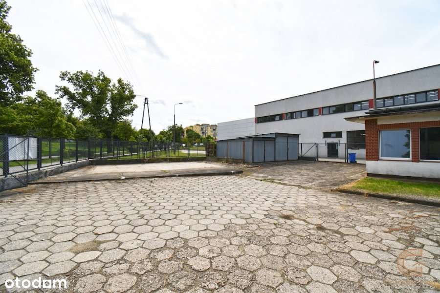 Budynek handlowy z działką w centrum Chełmna !-2