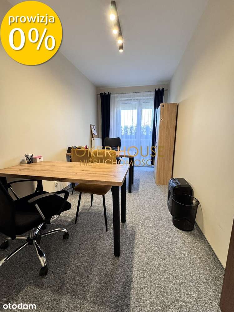 Duże i przestronne mieszkanie 4 pokojowe!-11