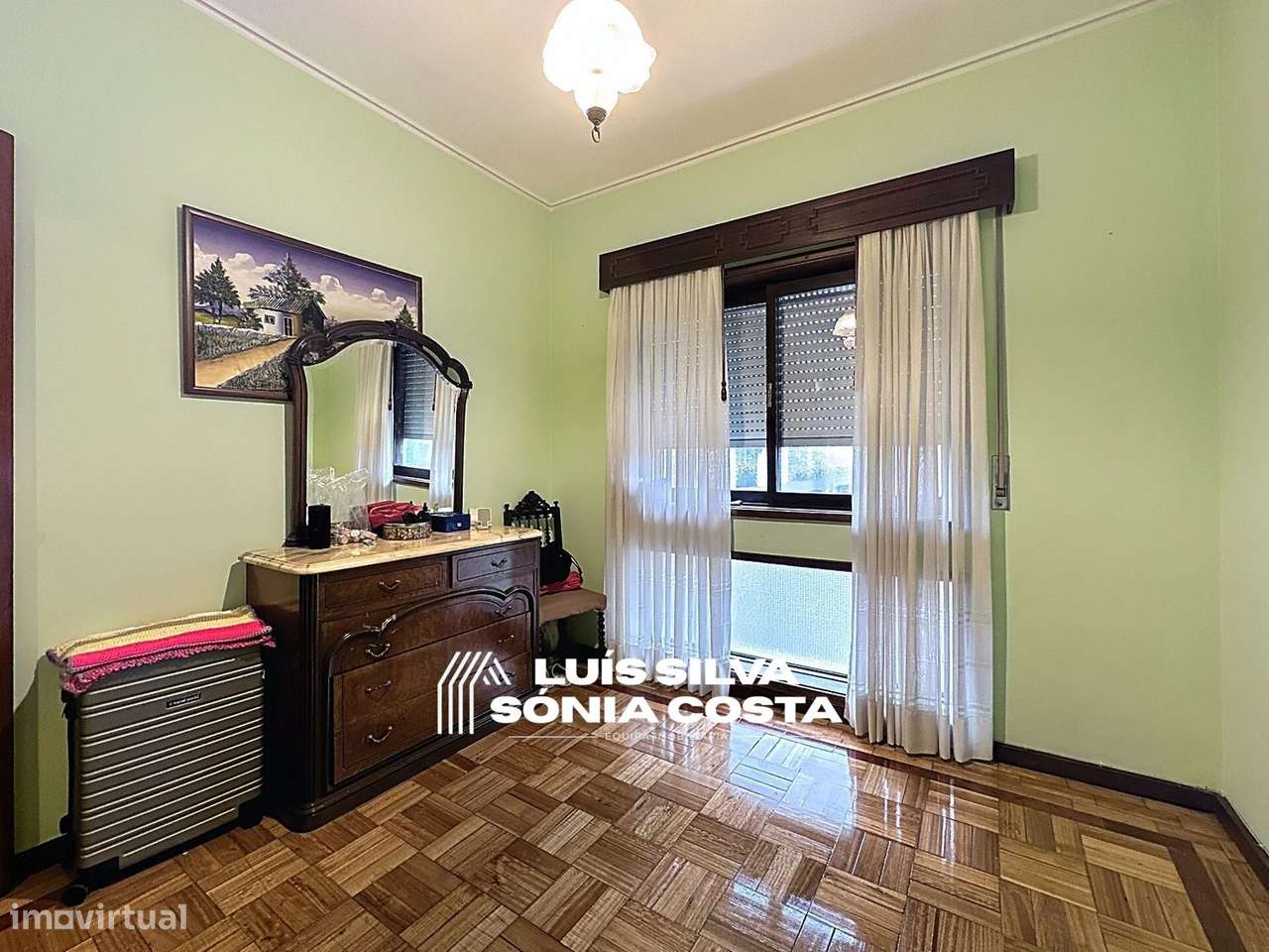 * APARTAMENTOS T4 Destinados a Investimento *-16