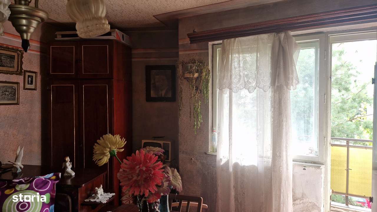 De vânzare 2 camere  pret 46,000euro , et , 3  central-9