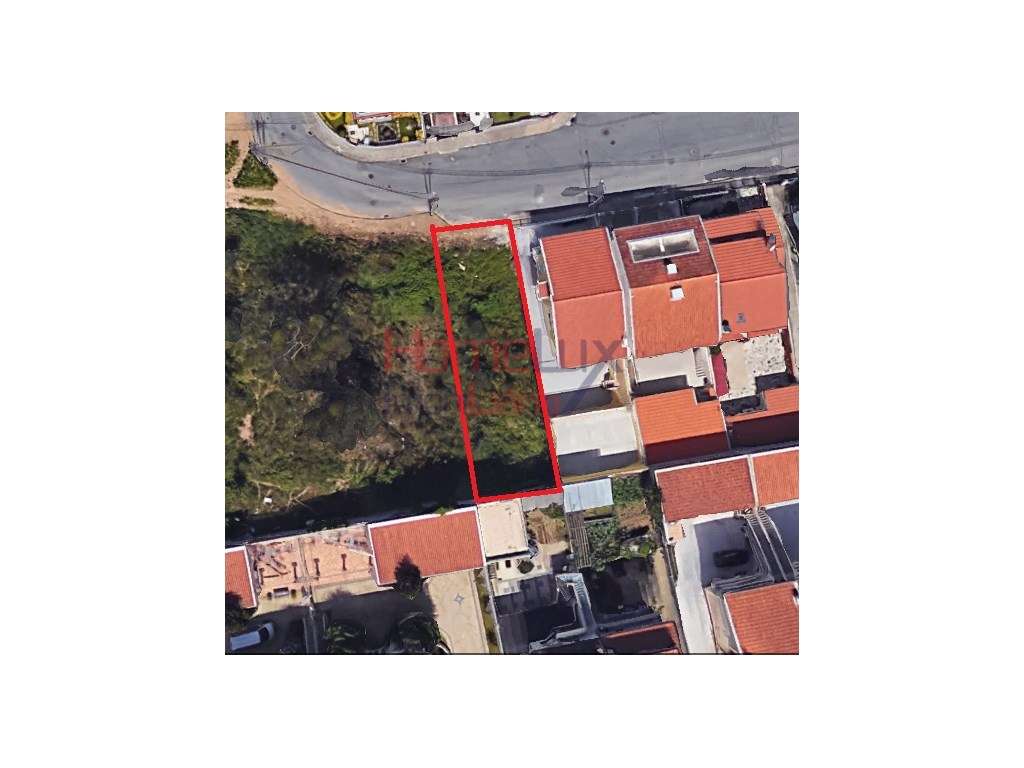 TERRENO PARA CONSTRUÇÃO EM FÂNZERES - Grande imagem: 2/22