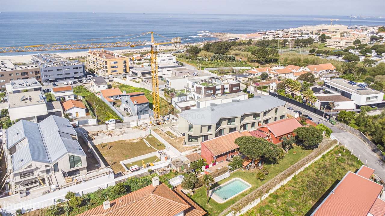 Moradia T3+1 em Canidelo a escassos metros da linha de mar-38