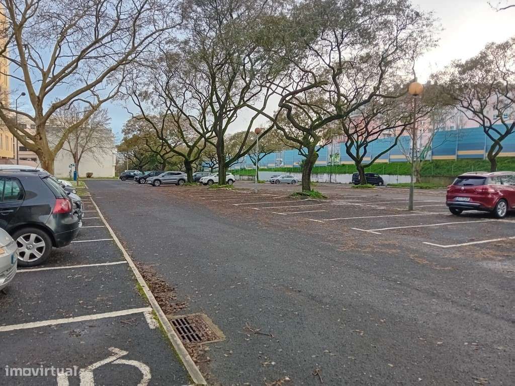 Apartamento T3 em Telheiras, Lumiar-20