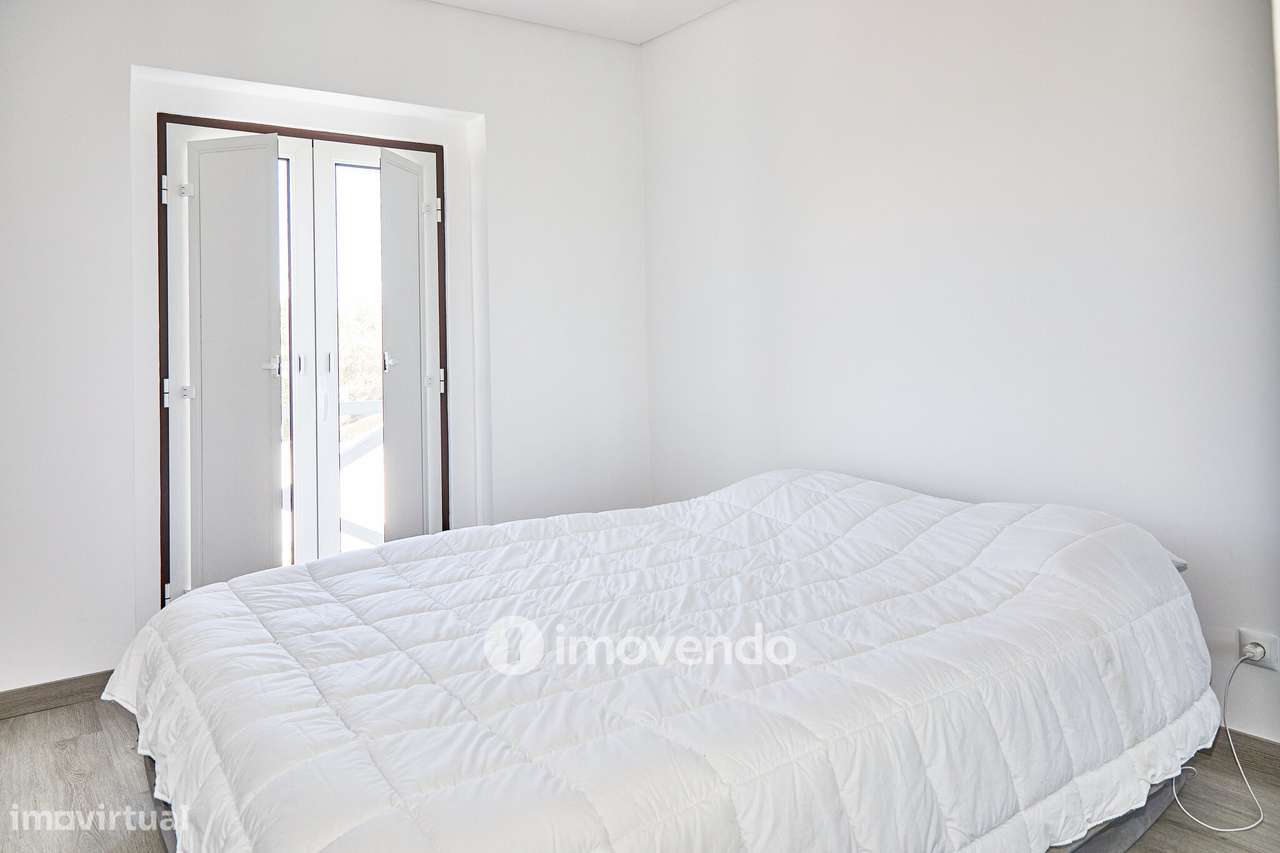 Andar de moradia T2 totalmente remodelado, em Reguengos de Monsaraz-11