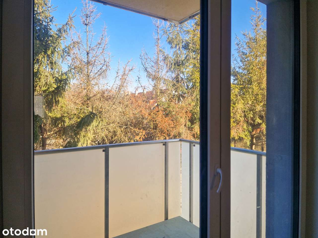 O%prowizji/parking/zieleń/winda/park/wysokie/komórka/rowerownia-4