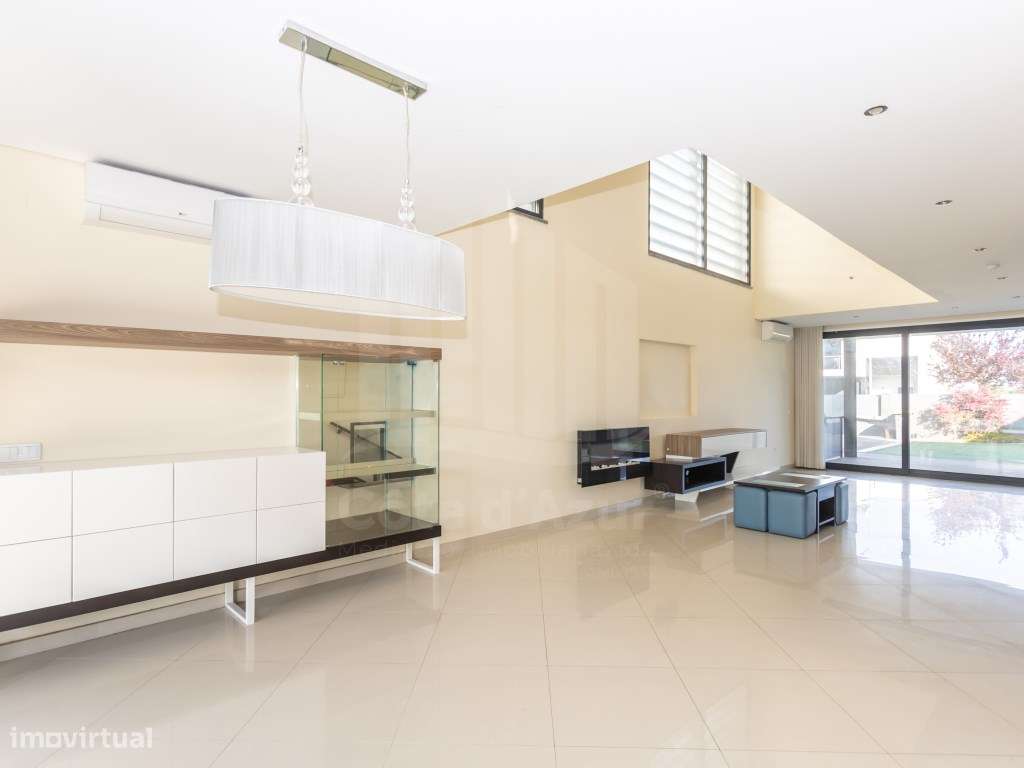 Moradia Contemporanea independente em Brejos de Azeitão - Grande imagem: 4/43