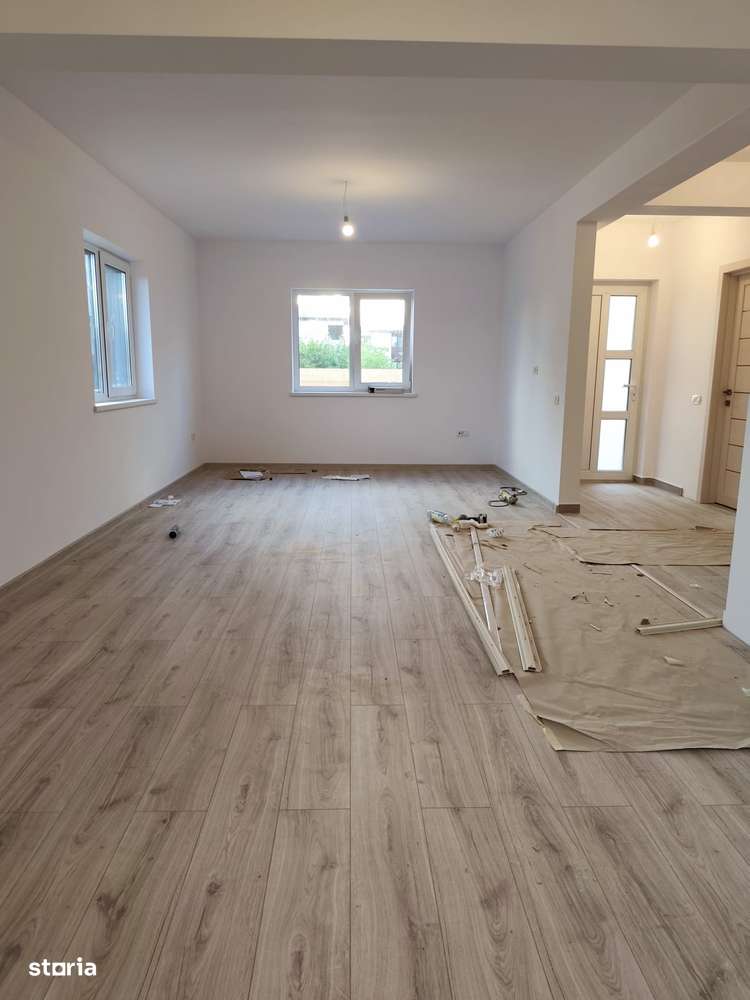 FARA COMISIOANE casa cu 4 - 5 camere P+1+pod 2 placi terasa cam tehnic - Imagine principală: 5/20