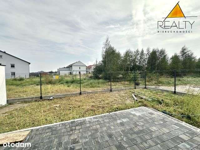 Nowy dom z 4 sypialniami-16