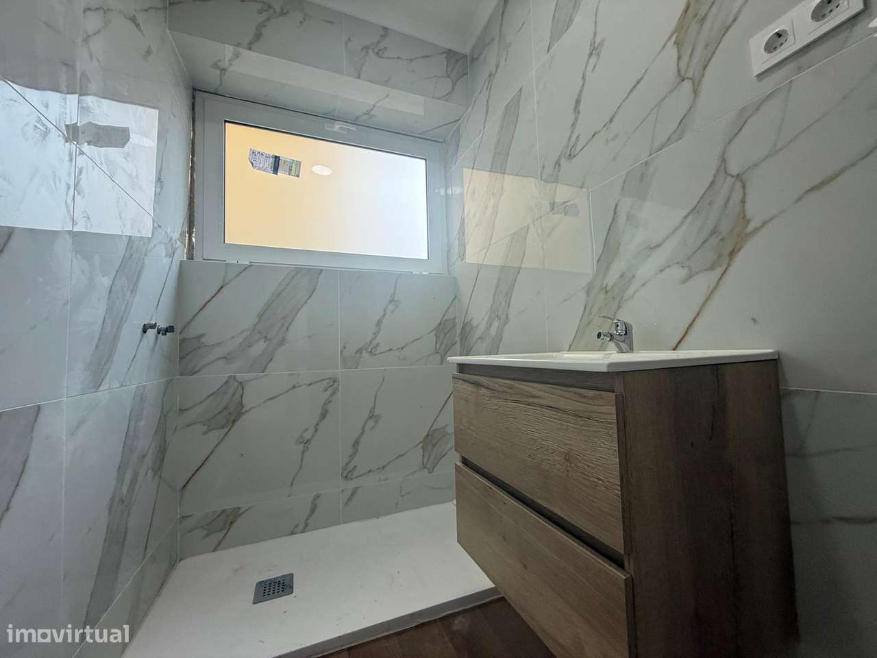 Apartamento T2 com acesso a quintal na Penha de Franca-7
