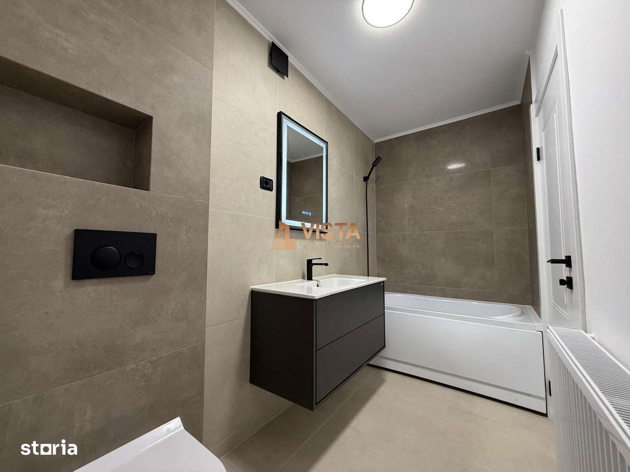 Apartament la casa cu curte si garaj la 5 minute de Centru Brasov-7
