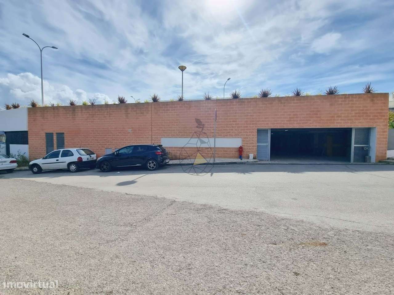 Garagens Box à Venda em Portimão — de 16 m² a 28 m², entre a estação d - Grande imagem: 4/32