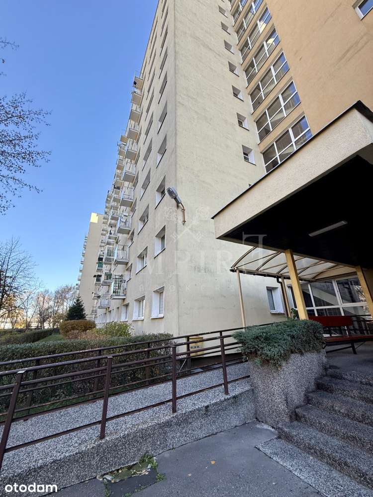 Kawalerka z oddzielną kuchnią i balkonem | Bielany-9