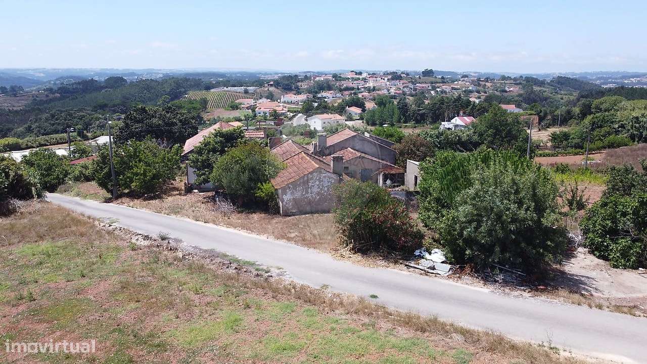 Moradia T4 para venda-46