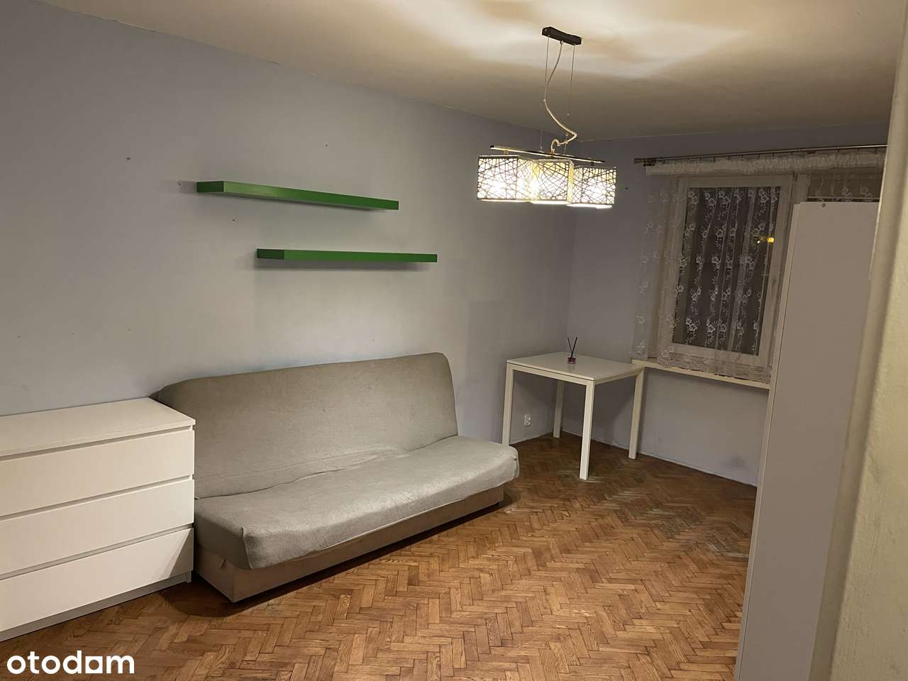 Kawalerka os. Przyjaźni - Bezpośrednio