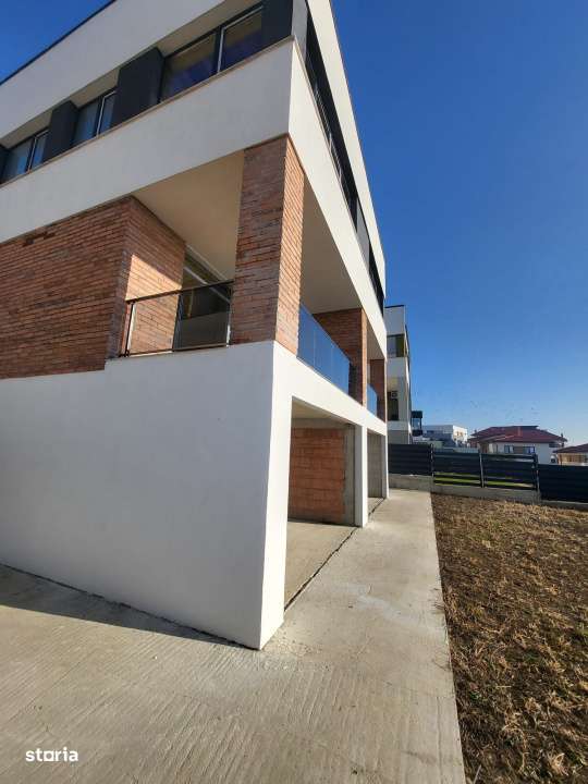 Duplex semifinisat, 160mp cu teren de 200mp, zona Voronet - Imagine principală: 4/9
