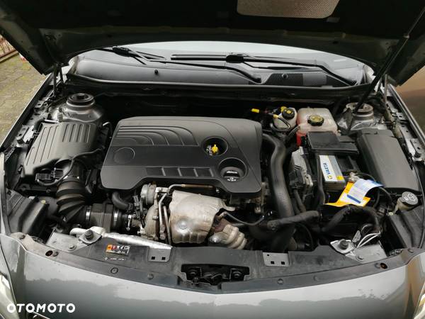 Opel Insignia 1.6 SIDI Turbo Sports Tourer Edition - 37