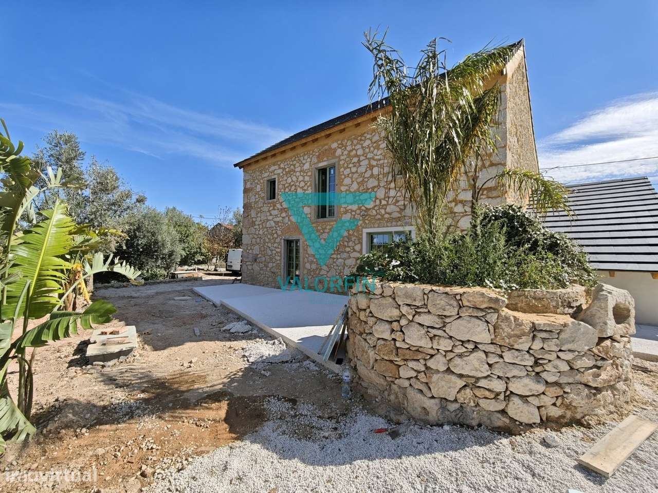 Moradia de Charme T3 c/ Piscina e Jardim / Abiul - Pombal-1