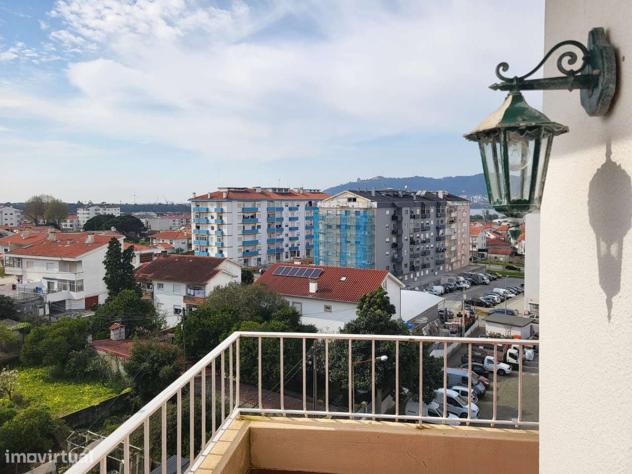 T3 com 2 casas de banho e localização privilegiada - Grande imagem: 2/16