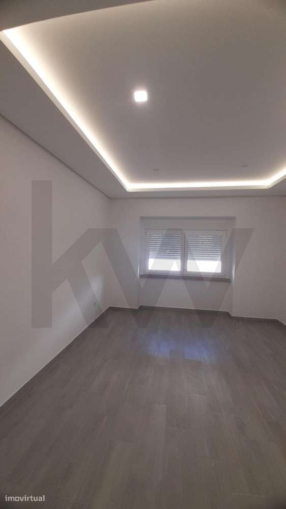 APARTAMENTO T3 / ARRENTELA  315.000 €-17