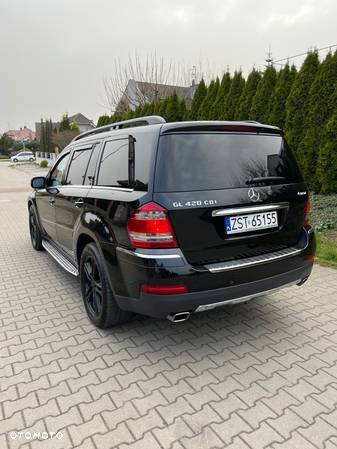 Mercedes-Benz GL 420 CDI - 11