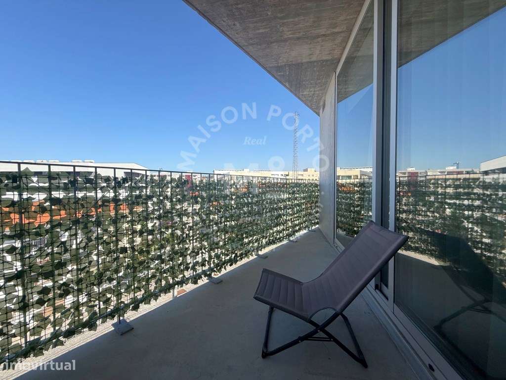 Apartamento T1 com Varanda, Vista Mar e Lugar de Estacionamento em ...-23