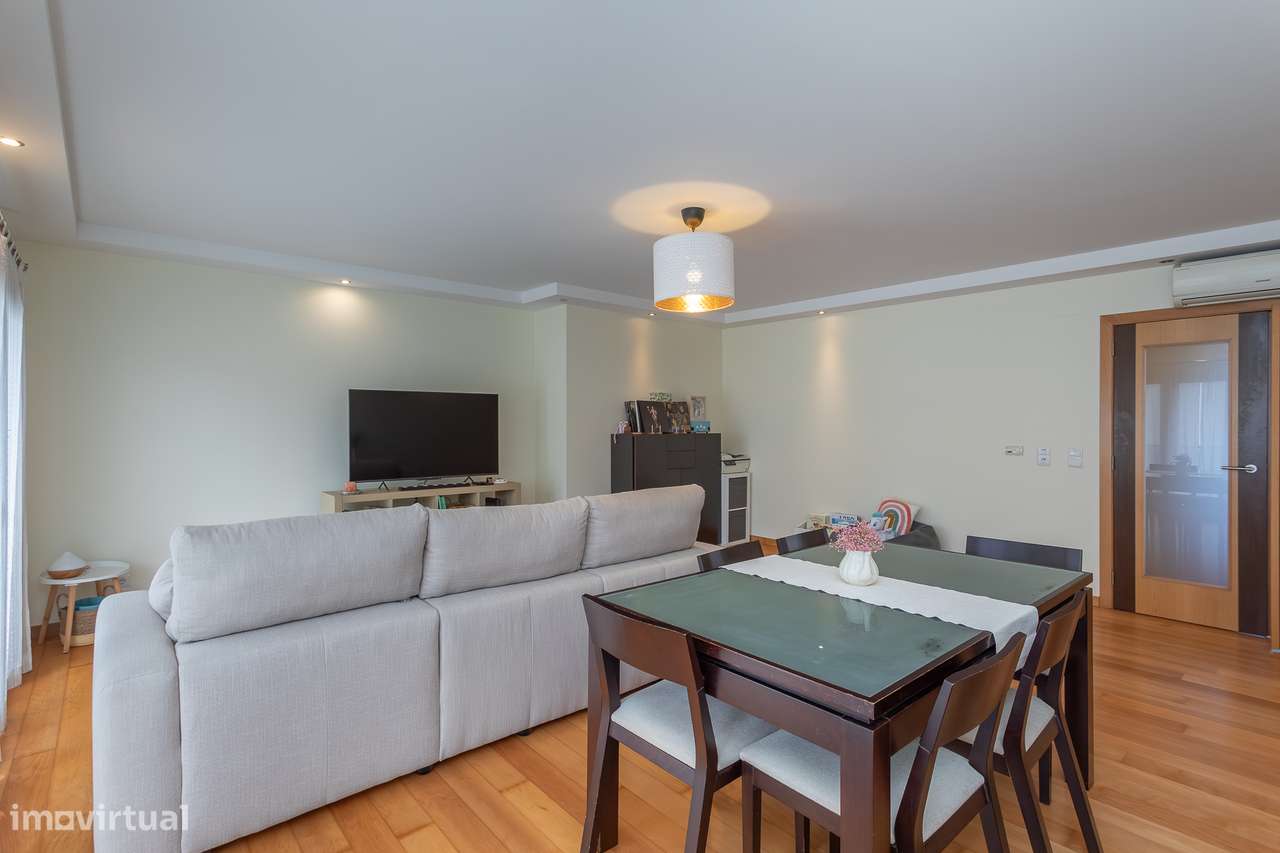 Apartamento T3 em Condomínio Privado – Abrunheira - Grande imagem: 3/36