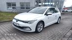 Volkswagen Golf VIII 1.0 eTSI Life DSG - 2