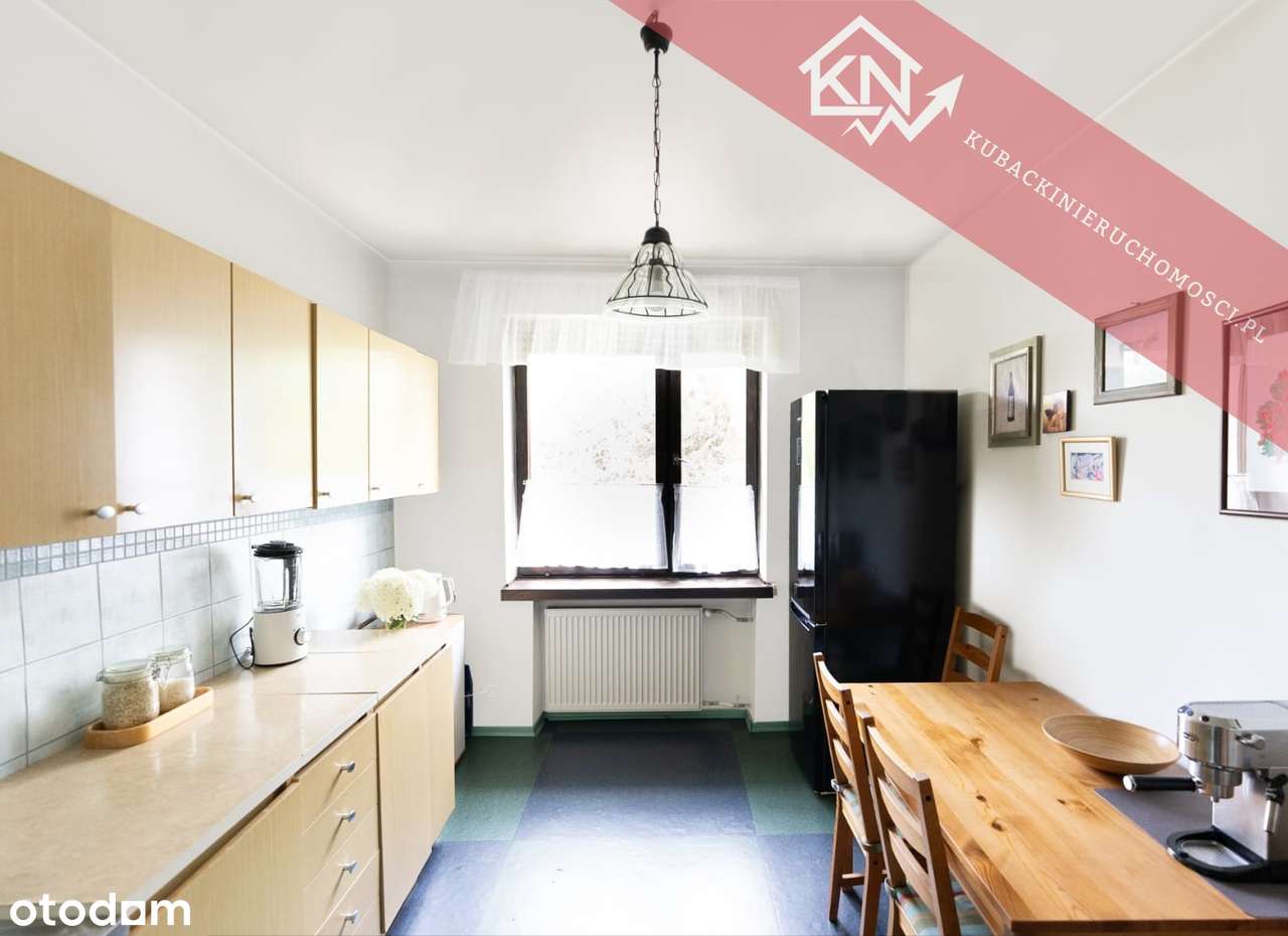 Przestronny dom w ponadczasowym stylu lub 2 oddzielne mieszkania-11