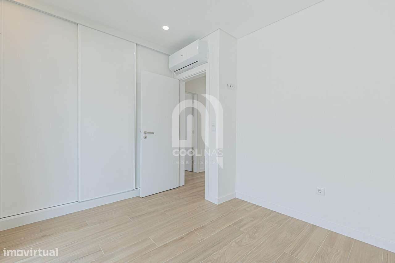 Fantástica Moradia Térrea T3+1 com Piscina de água salgada e aquecida-42