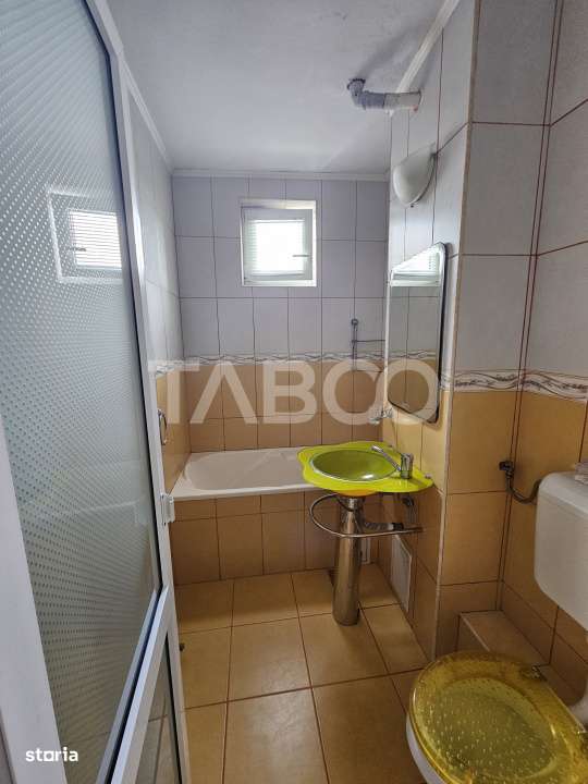 Apartament 2 camere complet mobilate si utilate boxa la subsol Fagaras - Imagine principală: 5/5