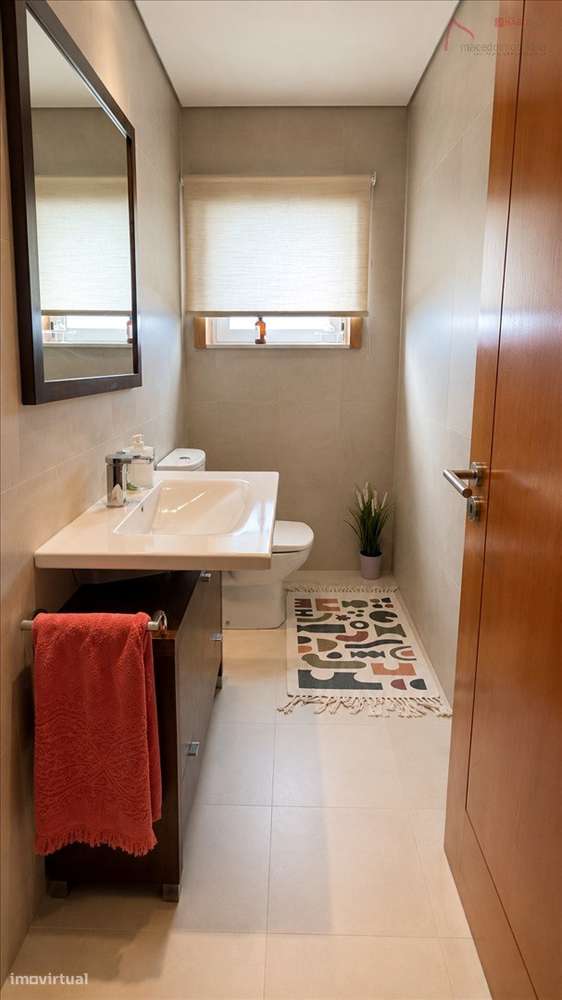 Moradia Isolada T3 com Piscina em Adaufe, Braga-18