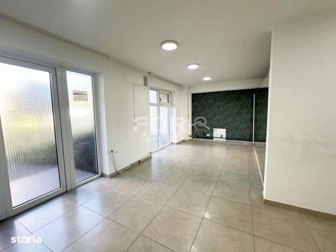 Spatiu comercial 55 mp, de inchiriat, zona Universitatii - Imagine principală: 3/12