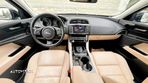 Jaguar XE 20d Aut. Portfolio - 14