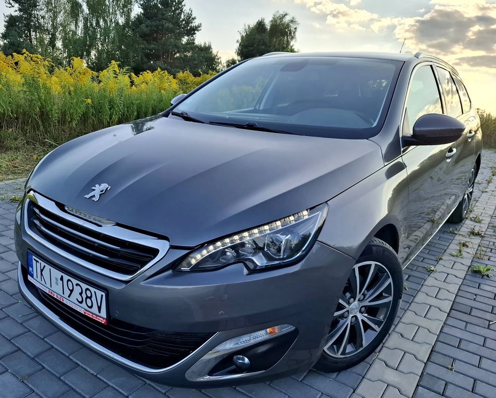 Peugeot 308 T9 (2014-2021) PureTech 130 EAT6 Stop & Start Allure 2016