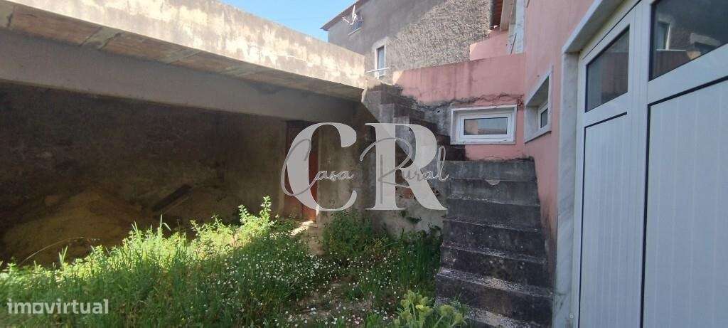 Moradia para restaurar-42