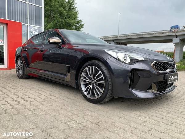 Kia Stinger 2.0 T-GDI RWD GT Line - 2