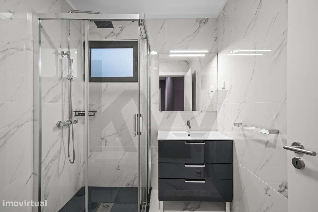 Moradia T4 com piscina e vista oceano, São Gonçalo, Funchal-47