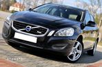 Volvo V60 D2 Momentum - 11